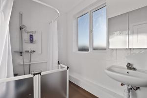 Photo 15- click for photo gallery